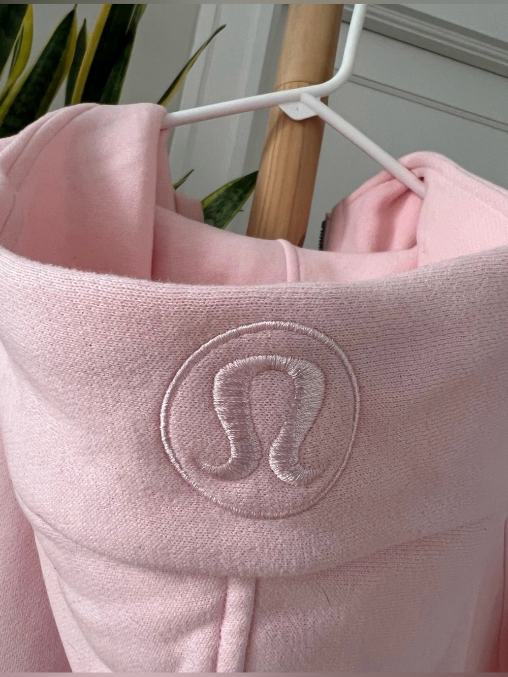 Lululemon Scuba Oversized Full-Zip Hoodie Strawberry Milkshake M/L - Picture 5 of 6